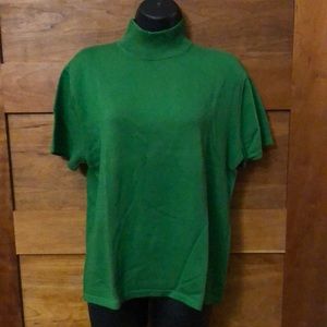 Short sleeve sweater